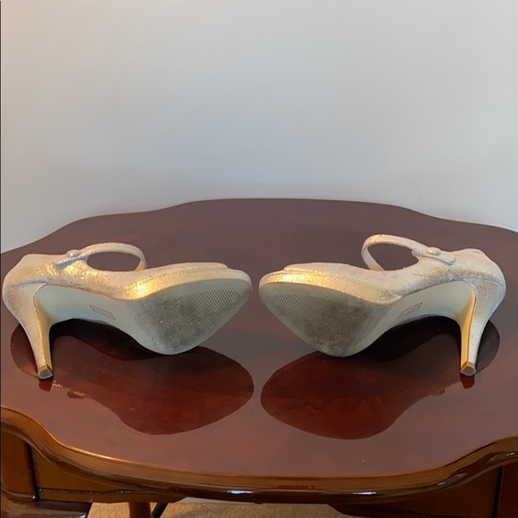 Steven by Steve Madden Silver Metallic Heels - Picture 7 of 8